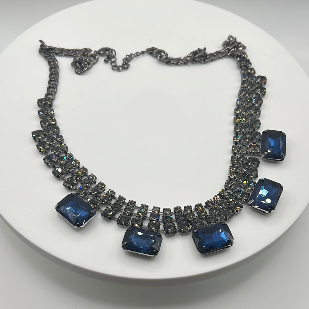 1335. Cara New York Elegant Blue Crystal Necklace